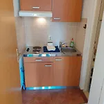 Nona 科尔丘拉